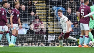 Arsenal pobedom ostaje na vrhu